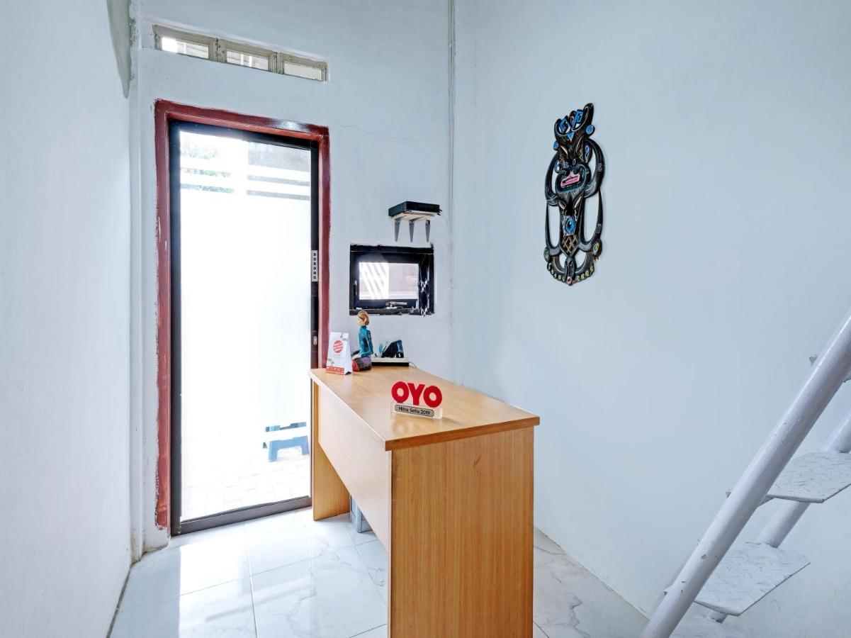 Oyo 90325 Pondok Dnayu Syariah Jarakan Экстерьер фото