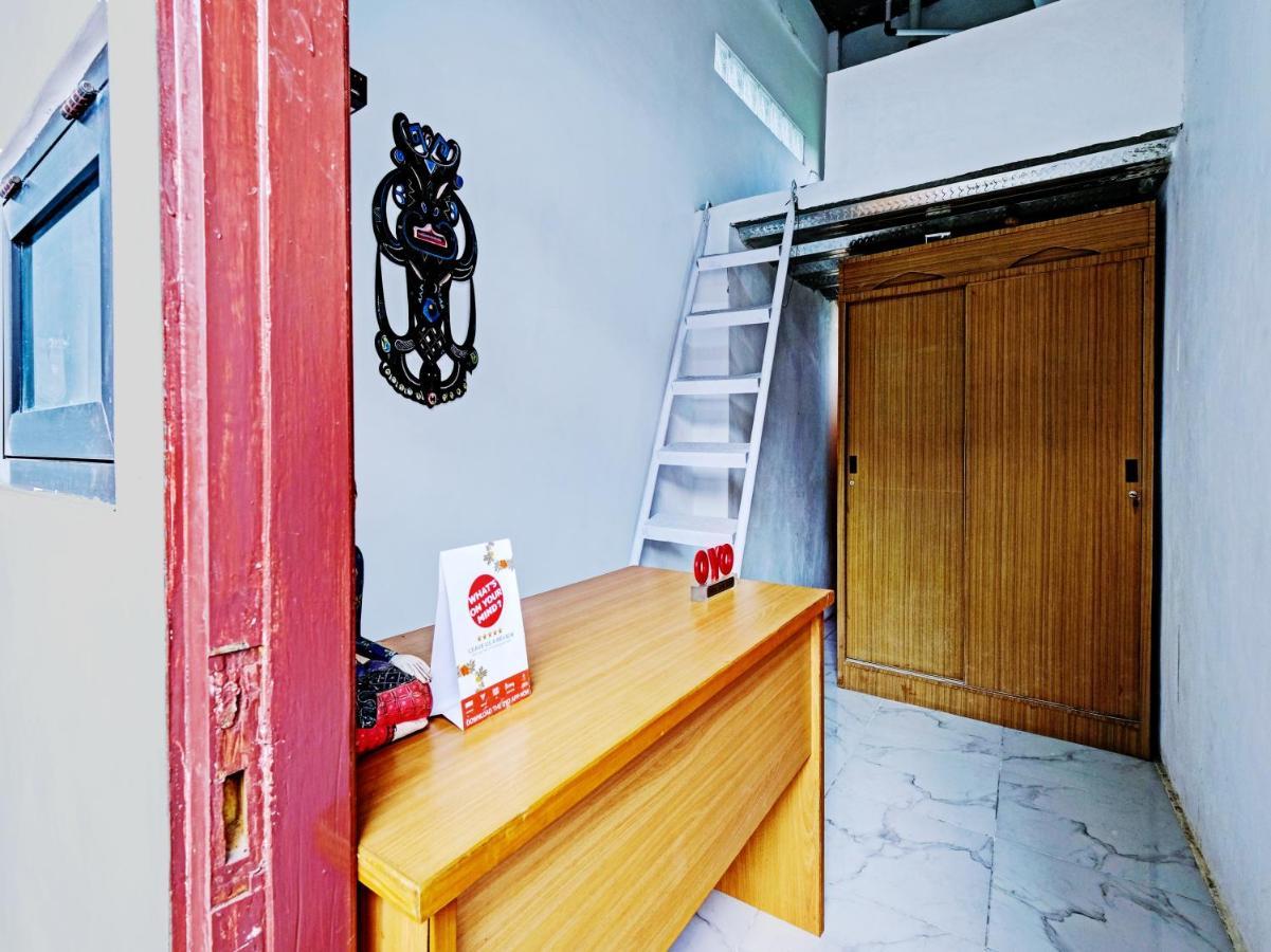 Oyo 90325 Pondok Dnayu Syariah Jarakan Экстерьер фото