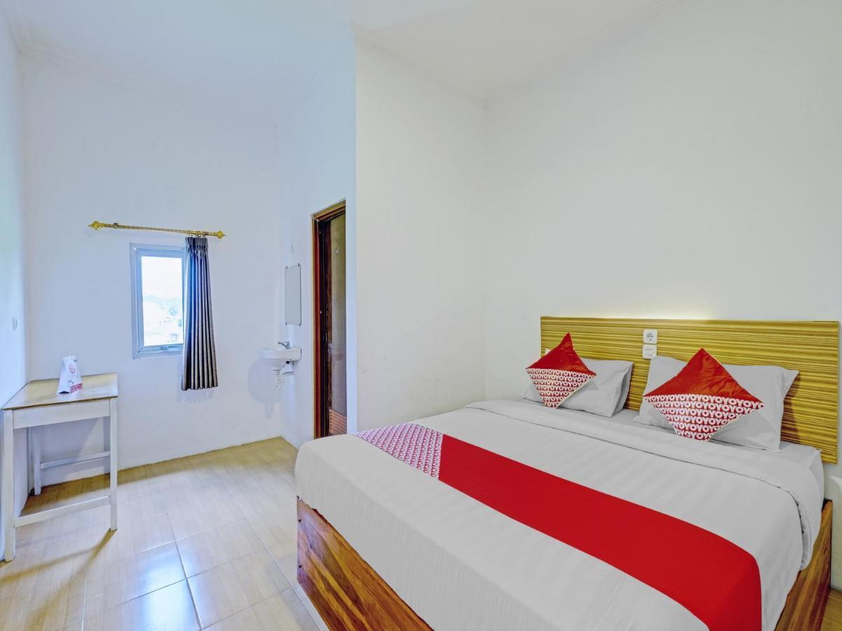 Oyo 90325 Pondok Dnayu Syariah Jarakan Экстерьер фото