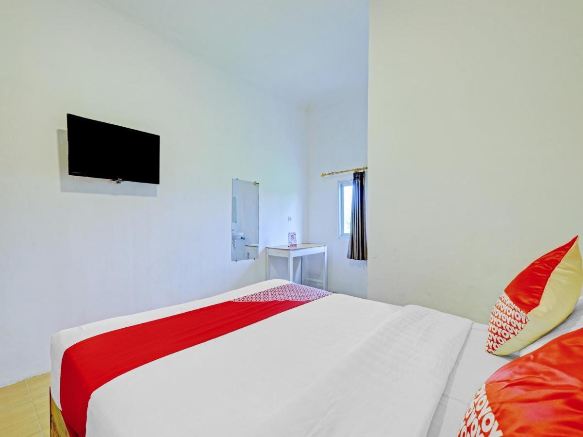 Oyo 90325 Pondok Dnayu Syariah Jarakan Экстерьер фото